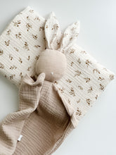 Load image into Gallery viewer, Baby Muslin Blanket - Ecru Small Leaves