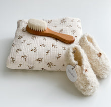 Load image into Gallery viewer, Baby Bunny Comforter &amp; Blanket Bundle - Ecru Small Leaves